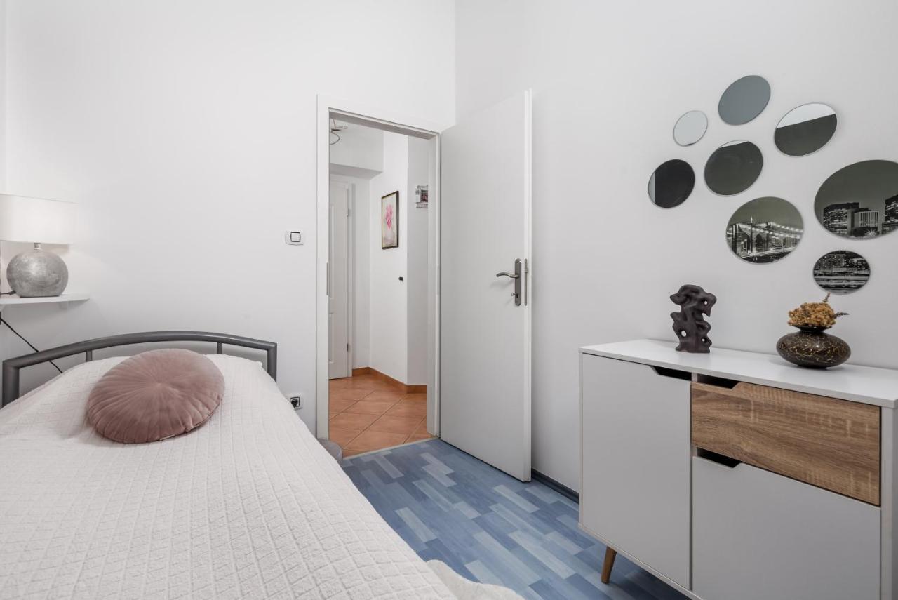 Apartment Hanna Rijeka Exterior foto